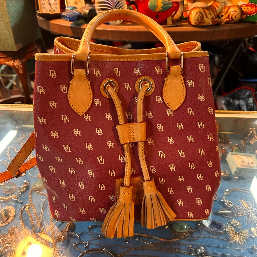 Dooney and bourke burgundy shoulder bag